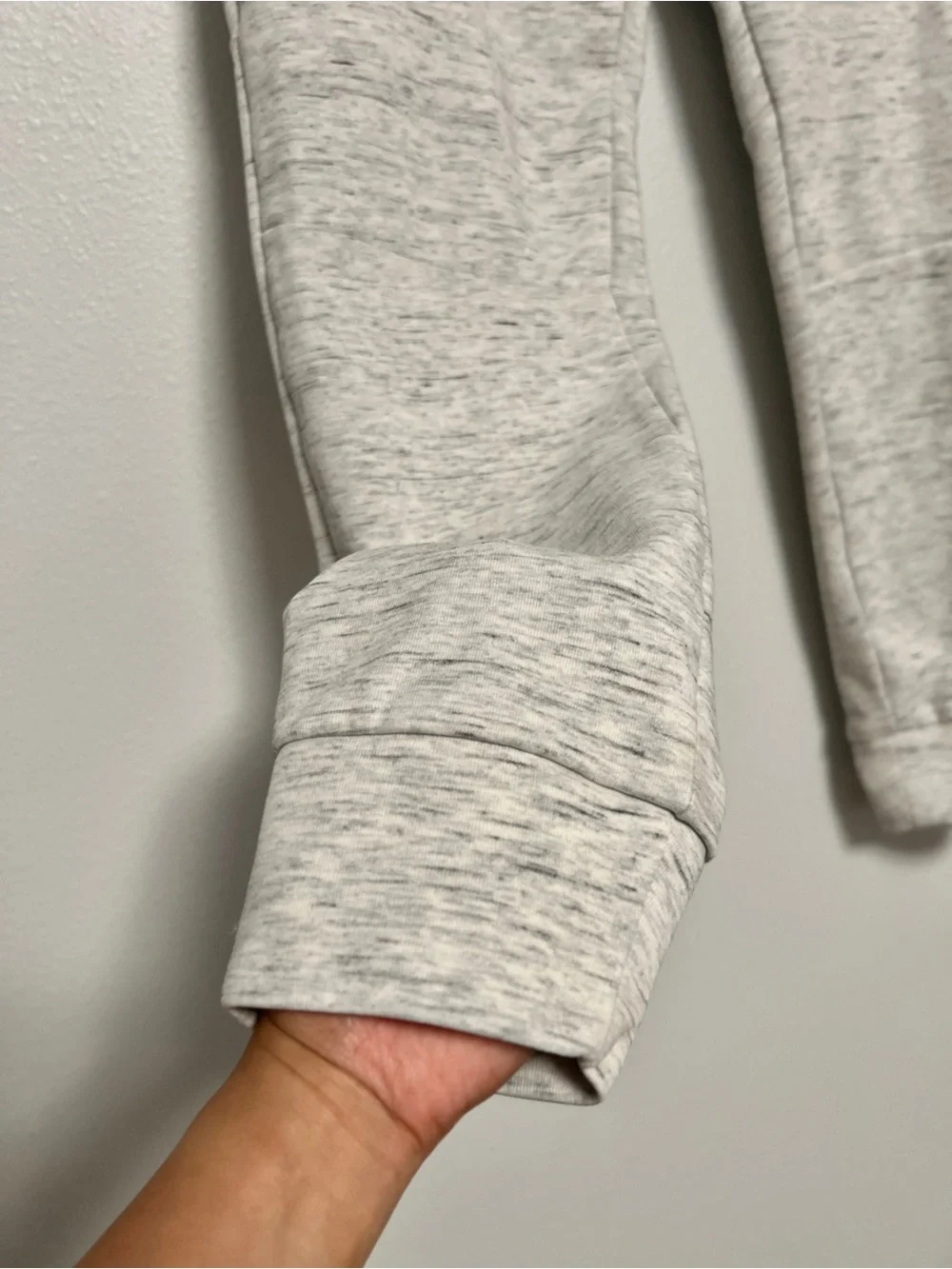 American Eagle AE Gray Black Zip Pocket Tapered Active Jogger Sweatpants Men's S